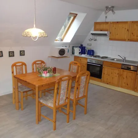 Spacious Chalet With Garden In Casa vacanze